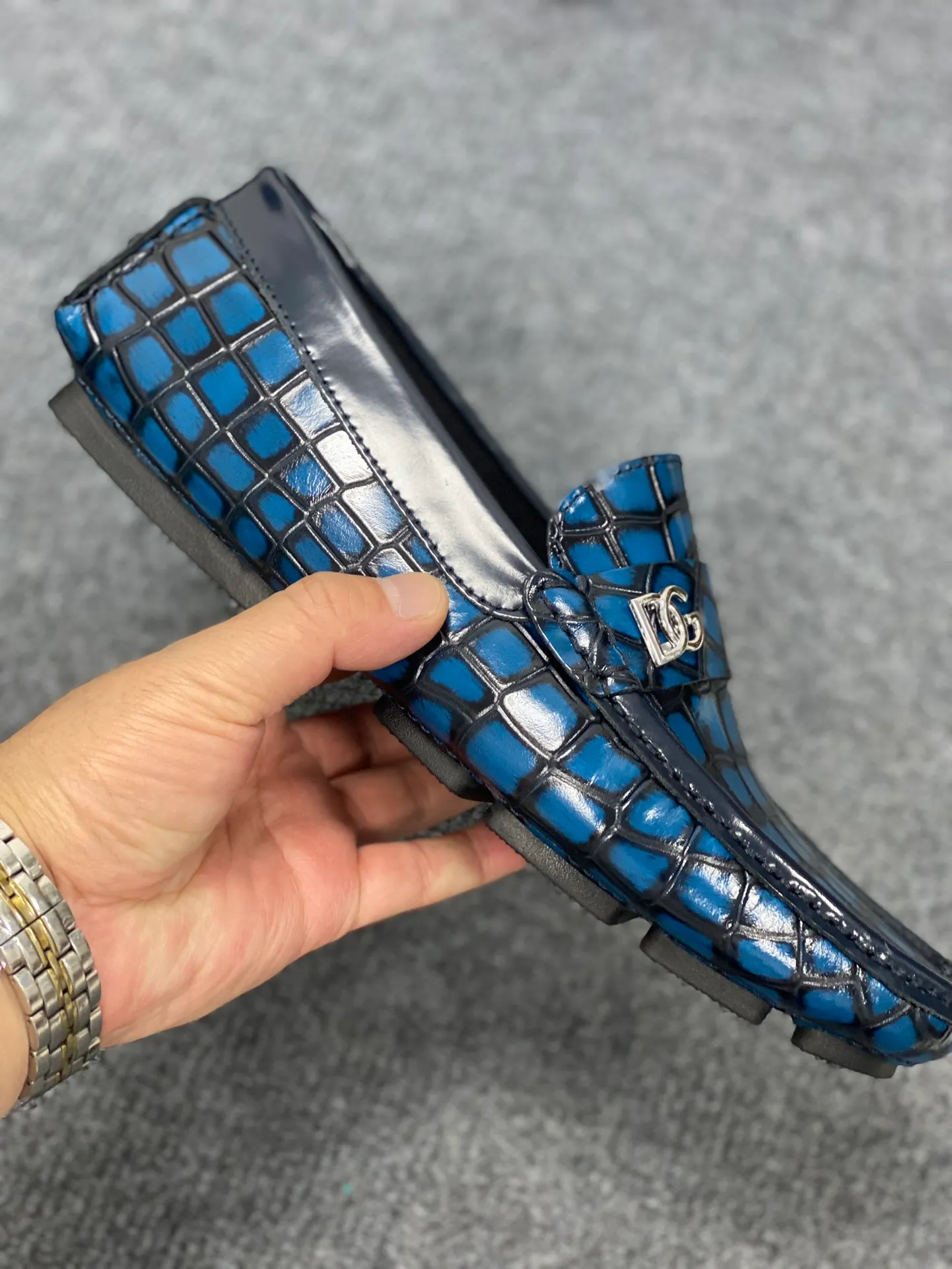 Men's Men's Shoes Men's Men's Shoes 💰700 new style "DG Duban Spring New Casual Driving Shoes" latest hot style, top brand luxury ~ purchasing agency, top quality ~.  The upper is made of imported original cowhide with fine workmanship. The original stylish and stylish soft rubber wear-resistant and non-slip outsole is light and comfortable on the feet. The real thing looks better in real life, 38-45